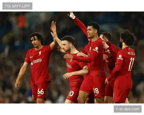 英超新生力量崛起：酒红军团强势复苏，迎战新赛季挑战