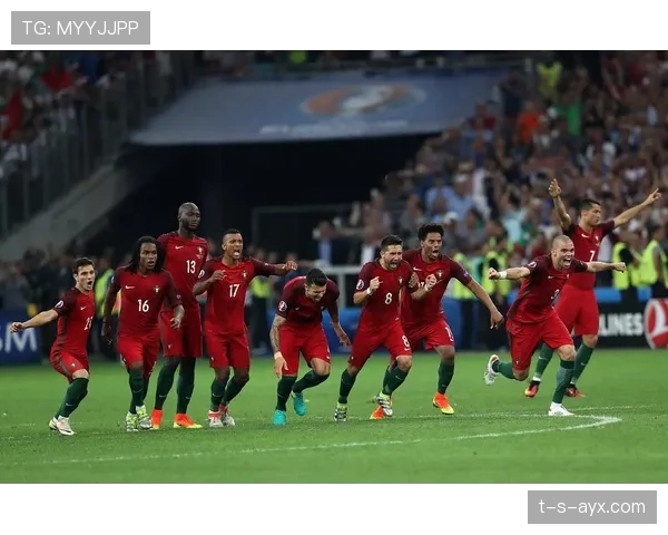 足球赛事亮点：近期多场关键对决展现激烈竞争与战术博弈