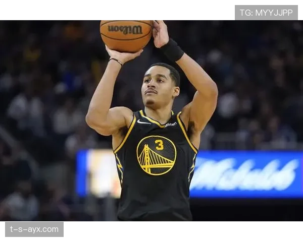 乔丹·普尔无球跑动提升三分命中率 拉开勇士外线攻击空间